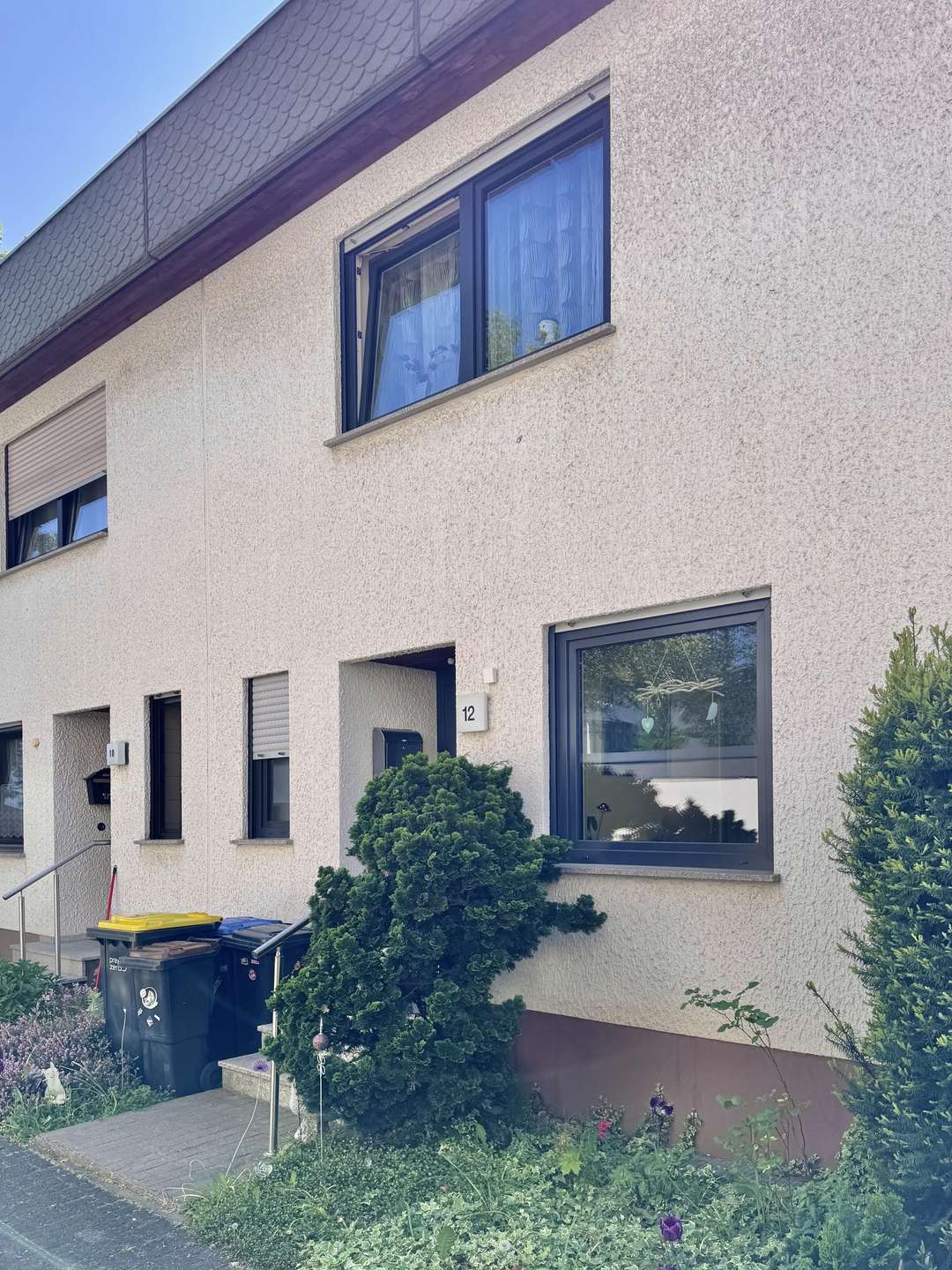 RUHIGE LAGE, EINBAUK&Uuml;CHE, KLEINER GARTEN, GARAGE